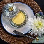 BEE HONEYCOMB LARGE BUTTER DISH - Görsel 2